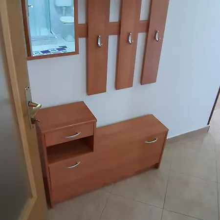 Hause Lupic Апартаменты Раб
