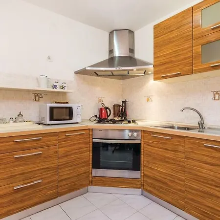 Апартаменты Hause Lupic