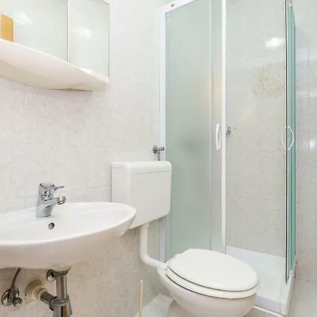 Appartamento Hause Lupic Rab Town