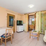 Appartamento Hause Lupic Rab Town