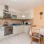 Hause Lupic Rab Town