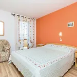 Hause Lupic