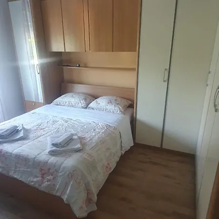 Hause Lupic Rab Town