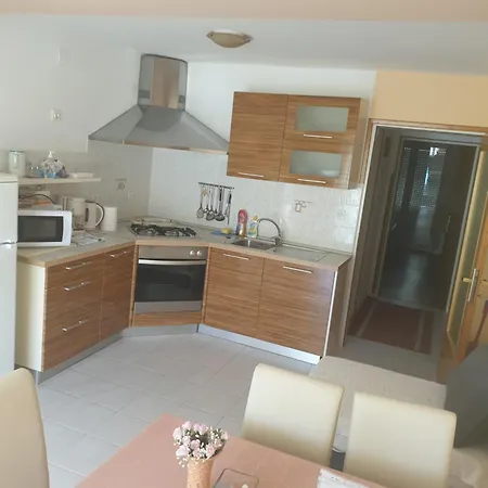 Apartman Hause Lupic *