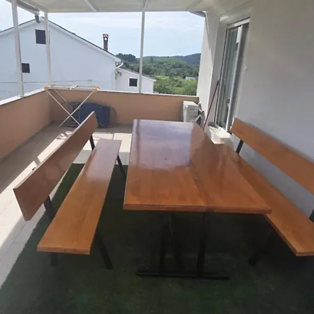 Appartement Hause Lupic Rab Town