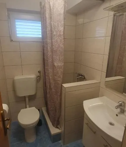 Hause Lupic Apartman