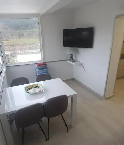 Hause Lupic Apartman Rab Town