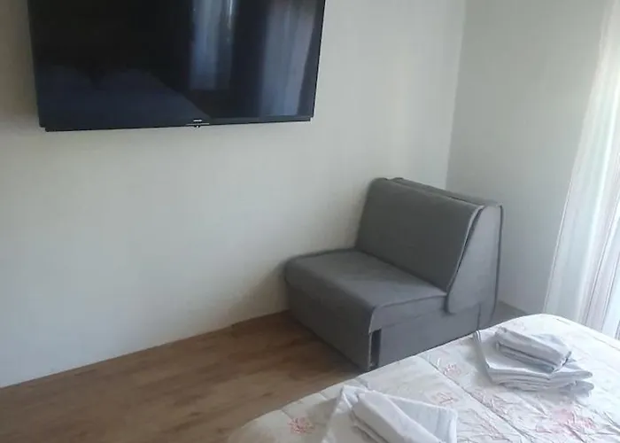 Hause Lupic Apartman